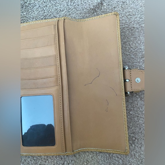 Coach Wallet - Picture 6 of 8